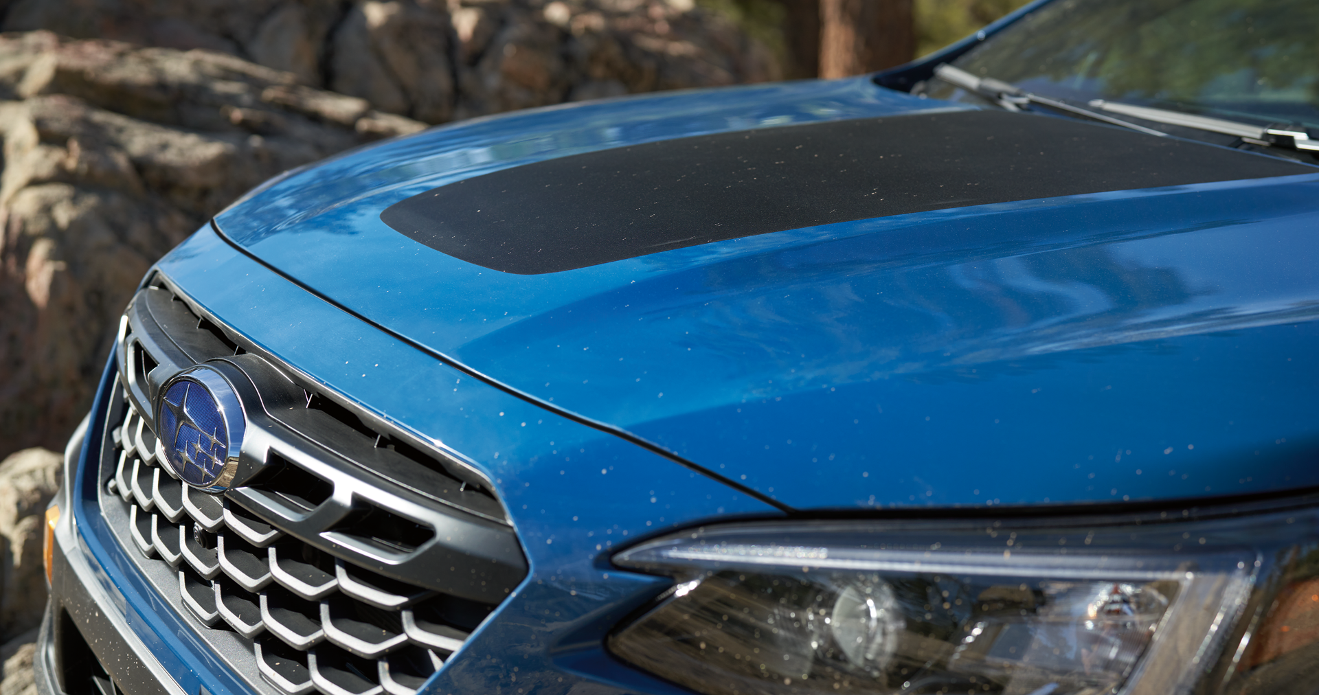 A close-up of the anti-glare hood design of the 2023 Outback Wilderness. | Subaru of Grand Blanc in Grand Blanc MI