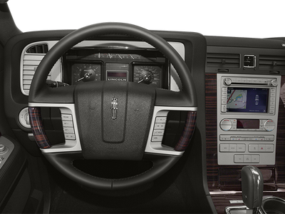 2014 Lincoln Navigator L Base