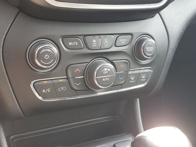 2022 Jeep Cherokee X