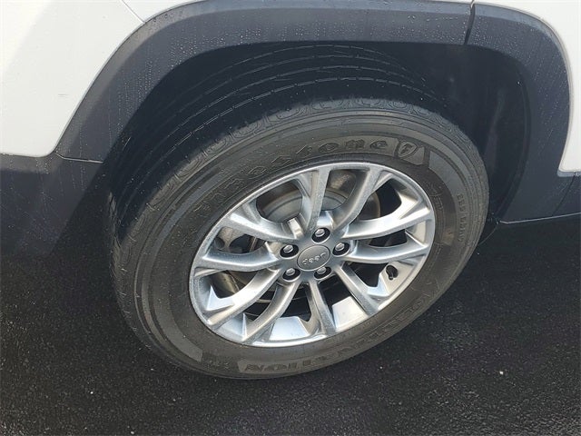 2022 Jeep Cherokee Latitude Lux