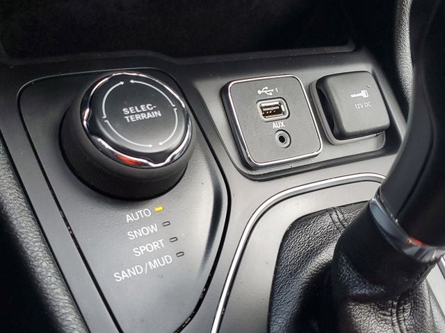 2022 Jeep Cherokee Latitude Lux