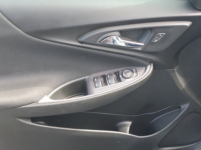 2021 Chevrolet Malibu LS 1FL
