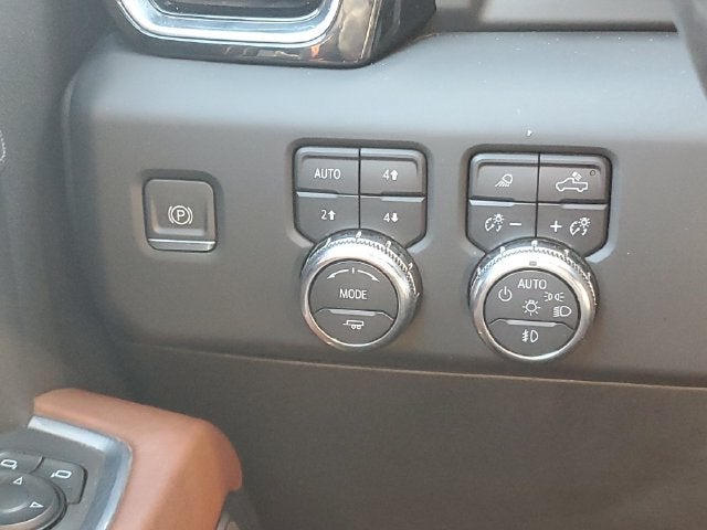 2024 GMC Sierra 3500HD Denali Ultimate