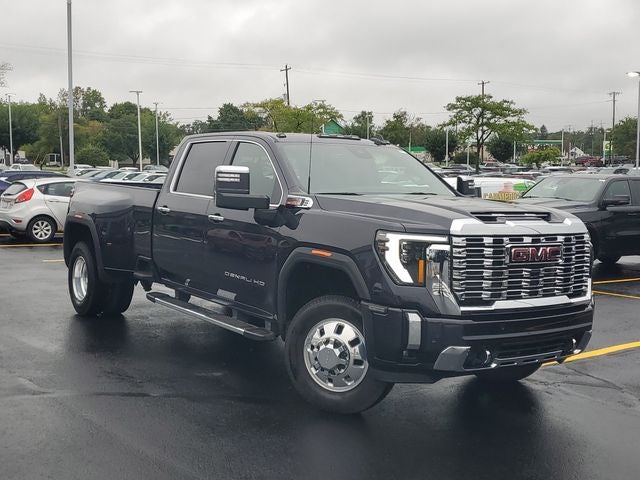 2025 GMC Sierra 3500HD Denali