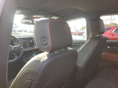 2023 GMC Canyon AT4