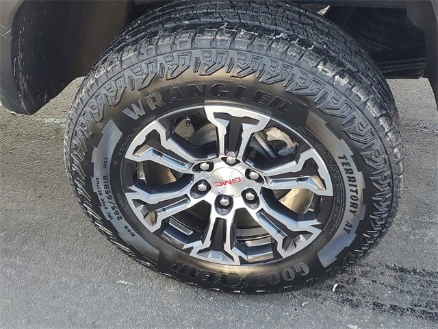 2023 GMC Canyon AT4