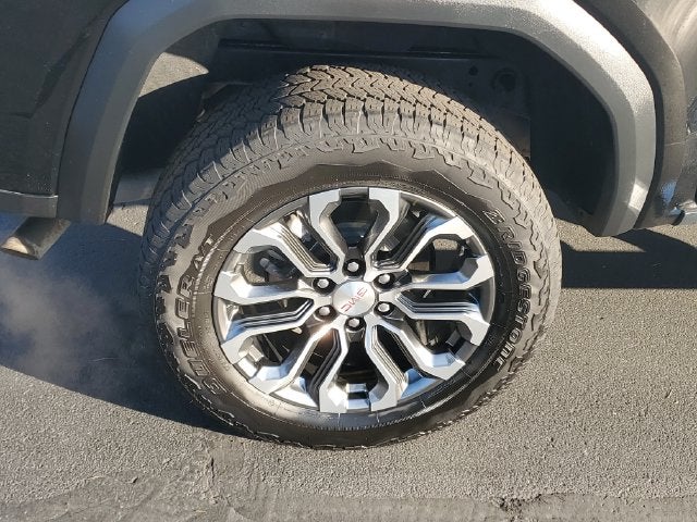 2023 GMC Canyon Denali
