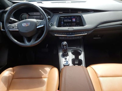 2023 Cadillac XT4 Premium Luxury