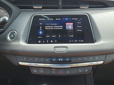 2023 Cadillac XT4 Premium Luxury