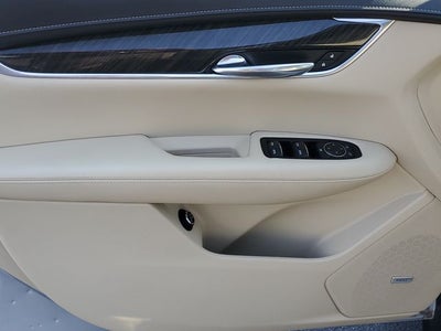 2017 Cadillac XT5 Base
