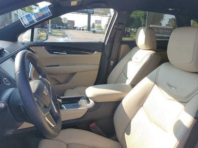 2017 Cadillac XT5 Base