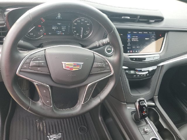 2025 Cadillac XT5 Luxury