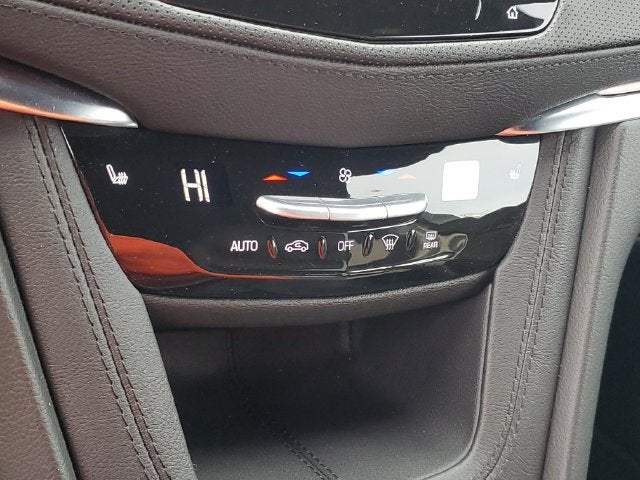 2025 Cadillac XT5 Luxury