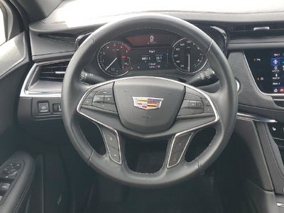 2025 Cadillac XT5 Luxury
