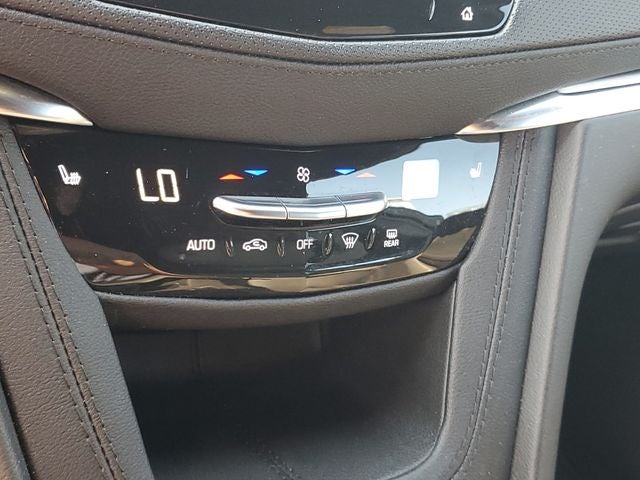 2024 Cadillac XT5 Luxury