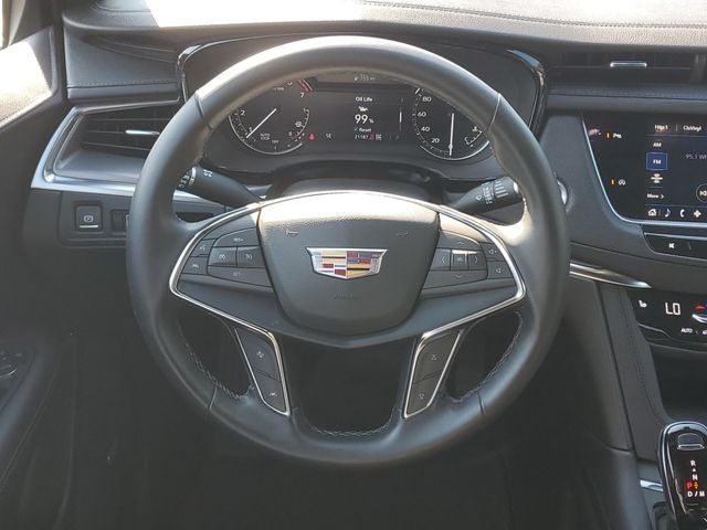 2024 Cadillac XT5 Luxury