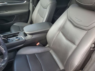 2022 Cadillac XT5 Premium Luxury