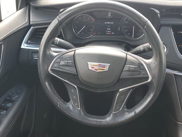 2022 Cadillac XT5 Premium Luxury