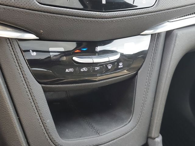 2021 Cadillac XT5 Sport