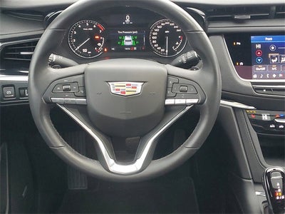 2024 Cadillac XT6 Luxury