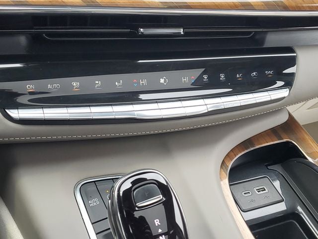 2024 Cadillac Escalade Premium Luxury Platinum