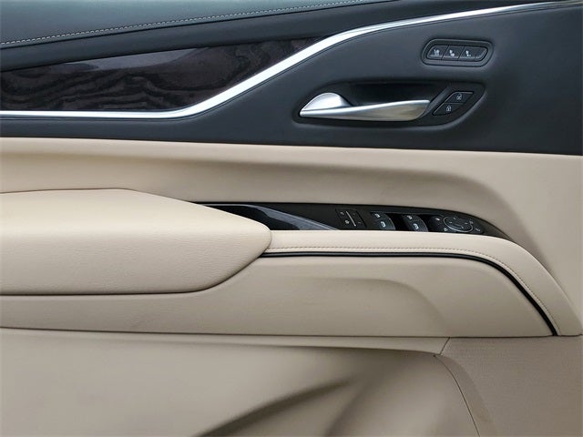 2023 Cadillac Escalade ESV Premium