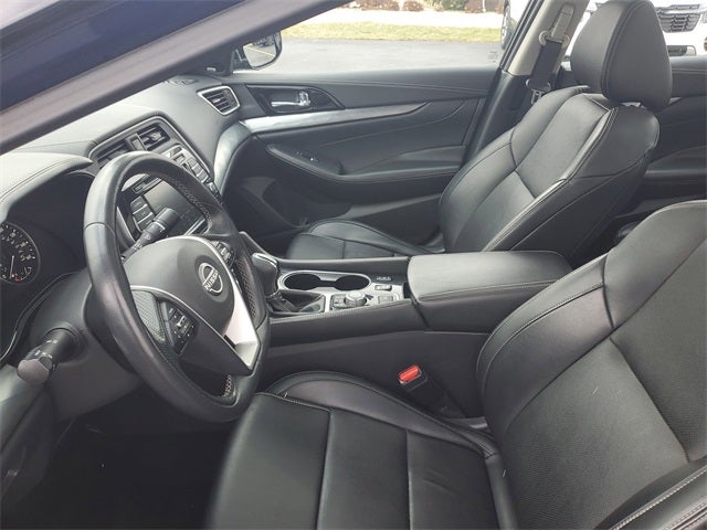 2023 Nissan Maxima Base