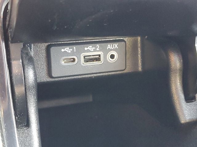 2022 Nissan Maxima SR