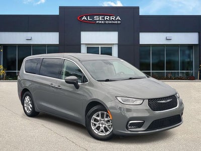 2023 Chrysler Pacifica Touring L