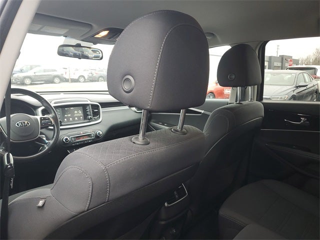 2019 Kia Sorento S
