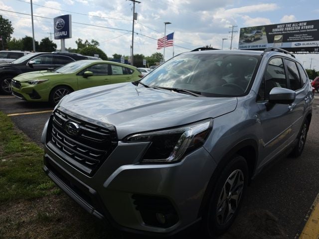2023 Subaru Forester Premium