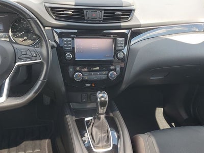 2017 Nissan Rogue Sport SL