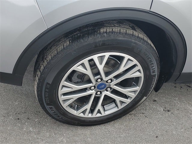 2022 Ford Escape Hybrid SEL