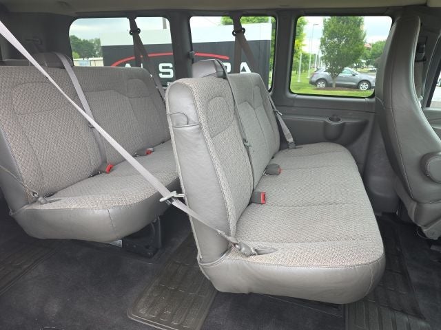 2015 Chevrolet Express 2500 LT Passenger