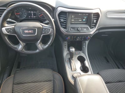 2017 GMC Acadia SLE-2