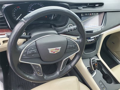 2019 Cadillac XT5 Luxury