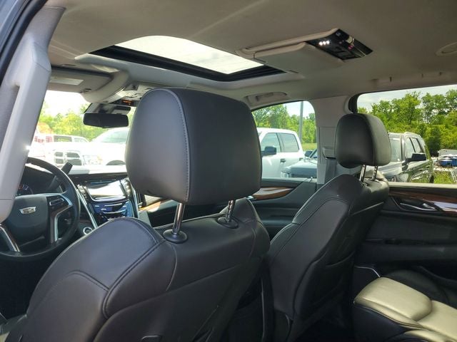 2017 Cadillac Escalade Luxury