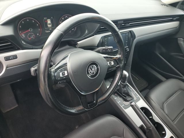2020 Volkswagen Passat 2.0T SE