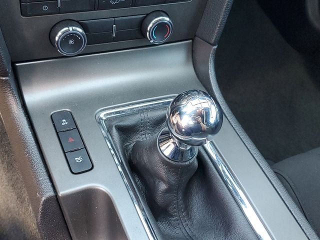 2014 Ford Mustang V6