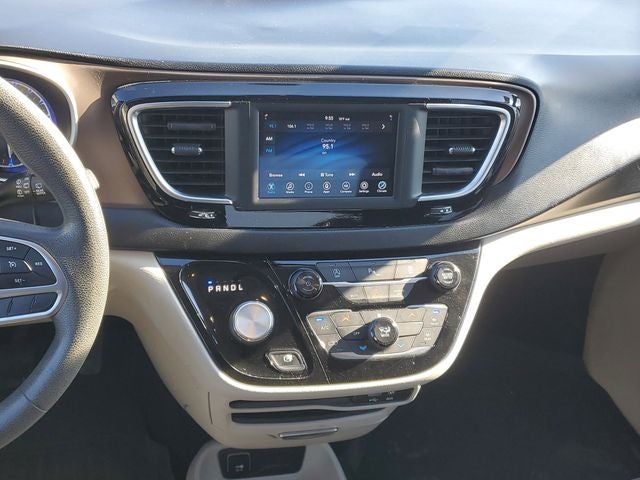 2018 Chrysler Pacifica LX