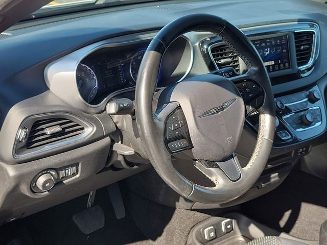 2019 Chrysler Pacifica Touring Plus