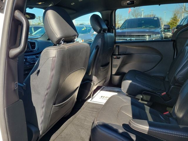2019 Chrysler Pacifica Touring Plus