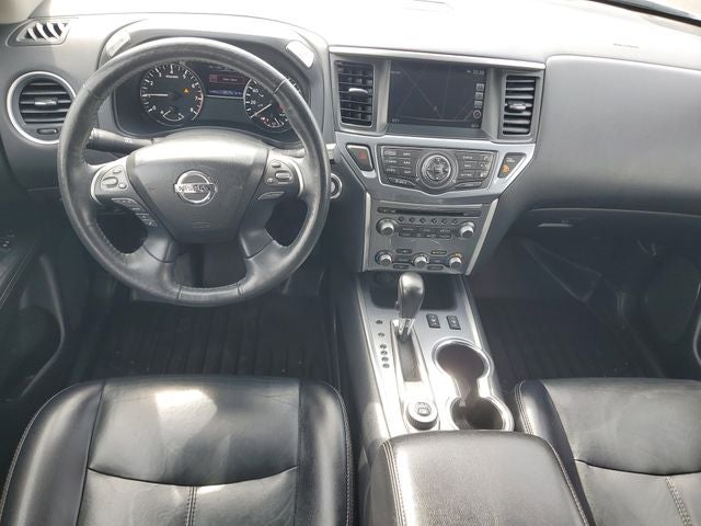 2020 Nissan Pathfinder SL