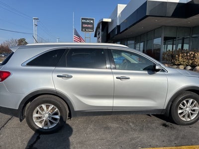 2016 Kia Sorento LX