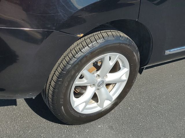 2011 Nissan Rogue SV