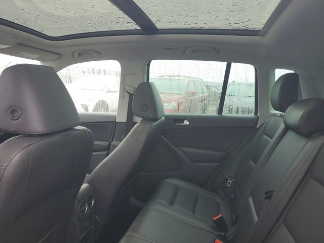 2017 Volkswagen Tiguan 2.0T Wolfsburg Edition 4Motion