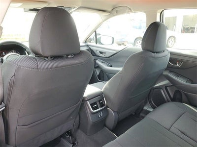 2025 Subaru LEGACY Premium