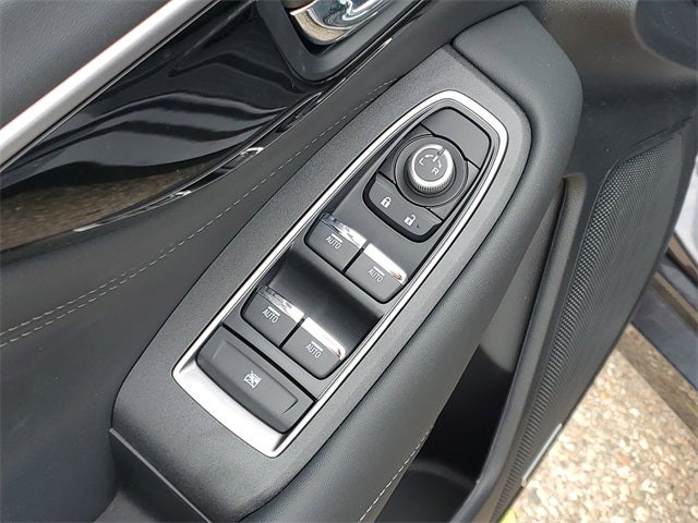 2025 Subaru LEGACY Limited